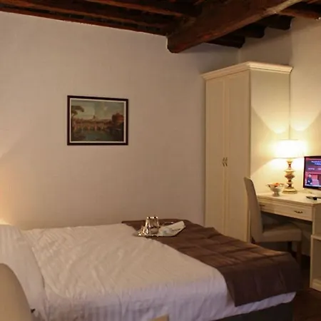 Hotel Navonapt Rome