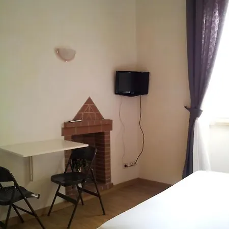 Hotel Navonapt 3*